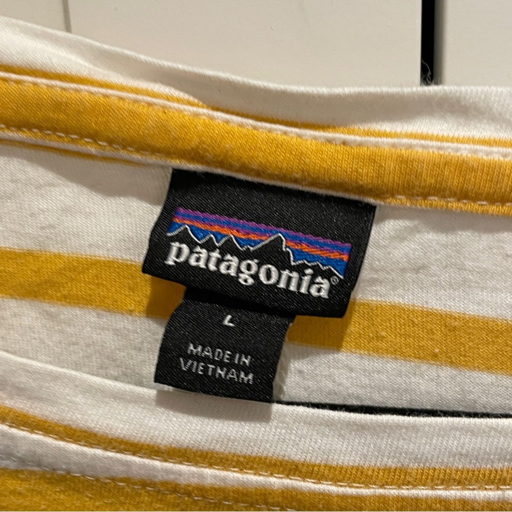 Patagonia Yellow and White Striped Boat neck Shirt size large, 

100% cotton - Picture 3 of 9